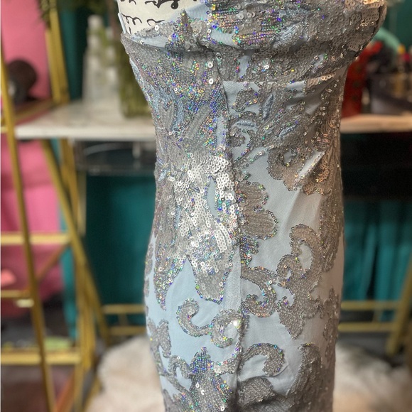 NWT! Sz 11/12 Light Blue & Silver Sequined Prom/Homecoming Dress - Picture 12 of 12
